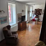 Holiday home Ester Lakehouse, Graziosa Casa Indipendente