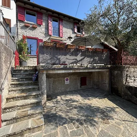 Ester Lakehouse, Graziosa Casa Indipendente