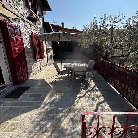 Ester Lakehouse, Graziosa Casa Indipendente * Lierna