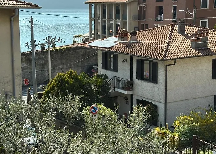 Ester Lakehouse, Graziosa Casa Indipendente