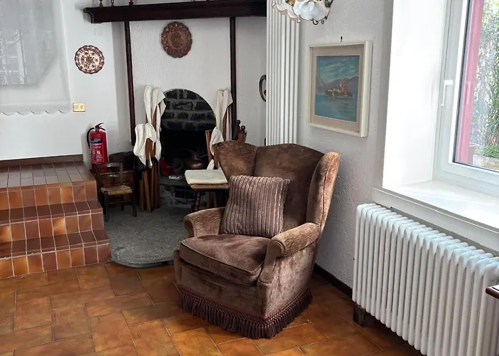 Ester Lakehouse, Graziosa Casa Indipendente *