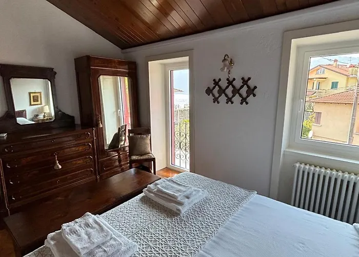 別荘 Ester Lakehouse, Graziosa Casa Indipendente