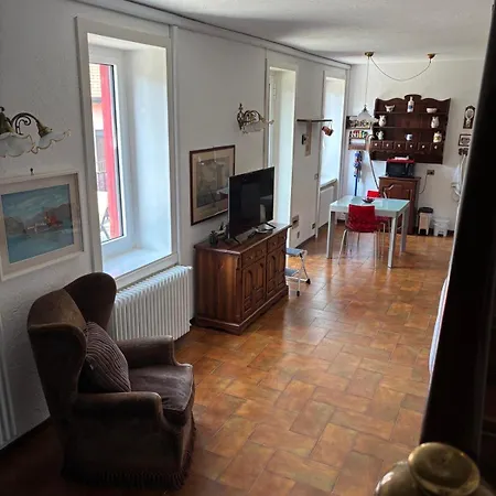 Σπίτι διακοπών Ester Lakehouse, Graziosa Casa Indipendente