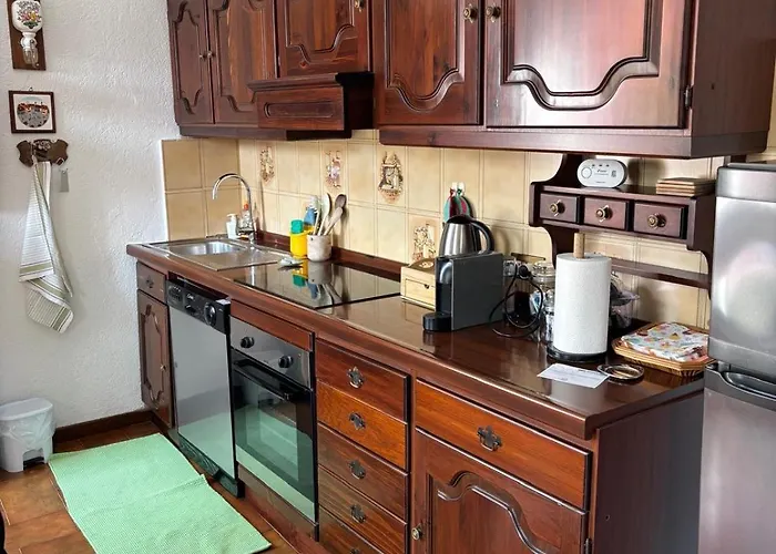 Ester Lakehouse, Graziosa Casa Indipendente * Льерна