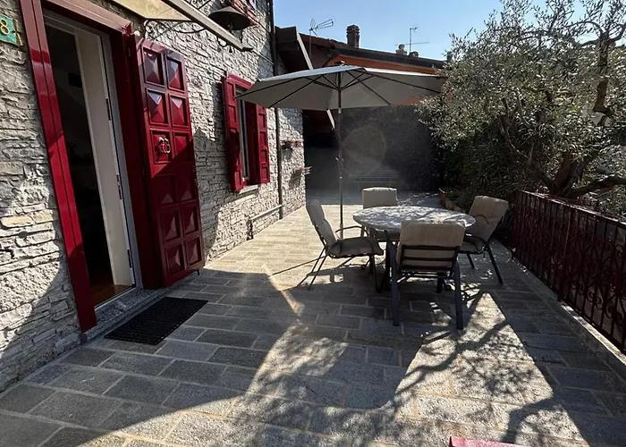 Дом отдыха Ester Lakehouse, Graziosa Casa Indipendente