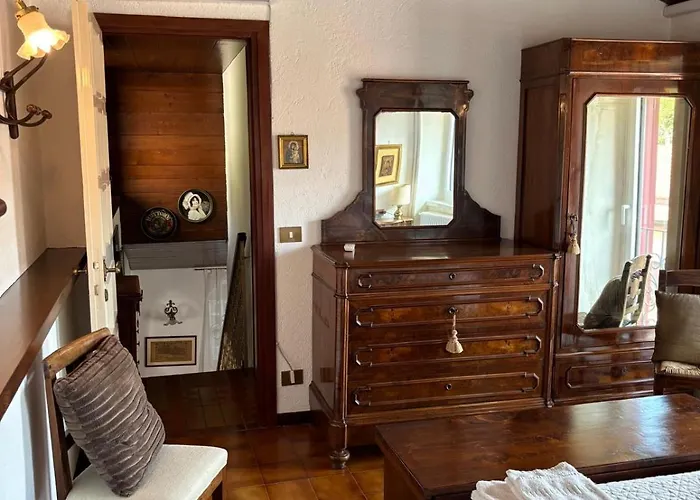 Ester Lakehouse, Graziosa Casa Indipendente * Льерна