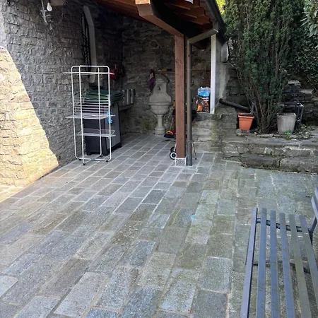 Ester Lakehouse, Graziosa Casa Indipendente * Lierna